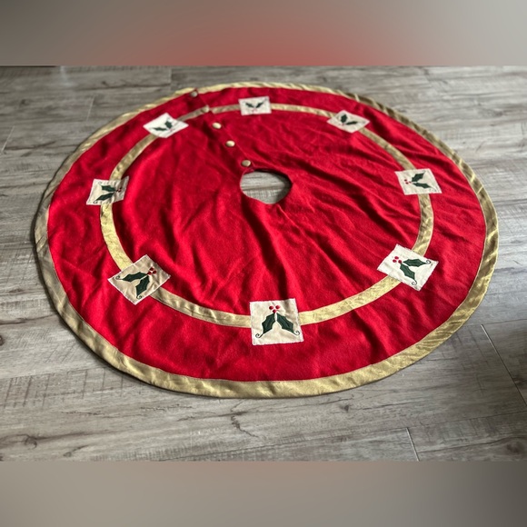 Wool blend Festive Red Tree Skirt with Gold Trim holly christmas xmas holiday - Picture 6 of 11